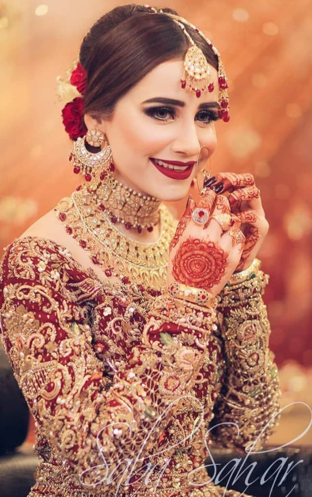 Beautiful Mehndi Designs of Pakistani Celebrity Brides