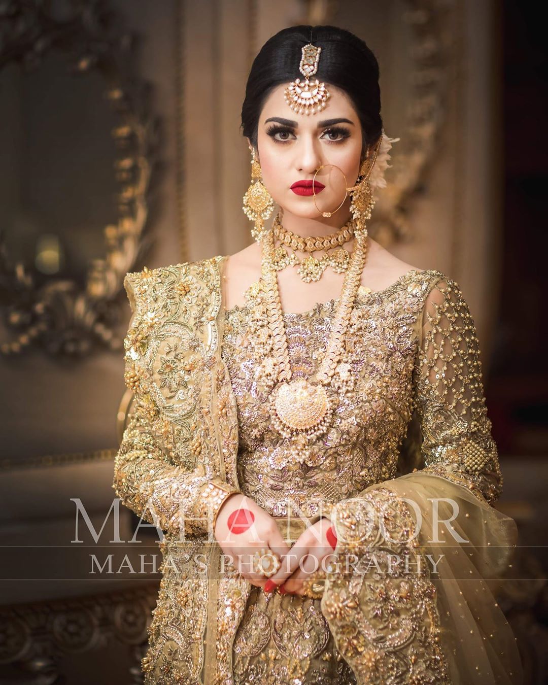 Beautiful Sarah Khan's Latest Bridal Photo Shoot | Reviewit.pk