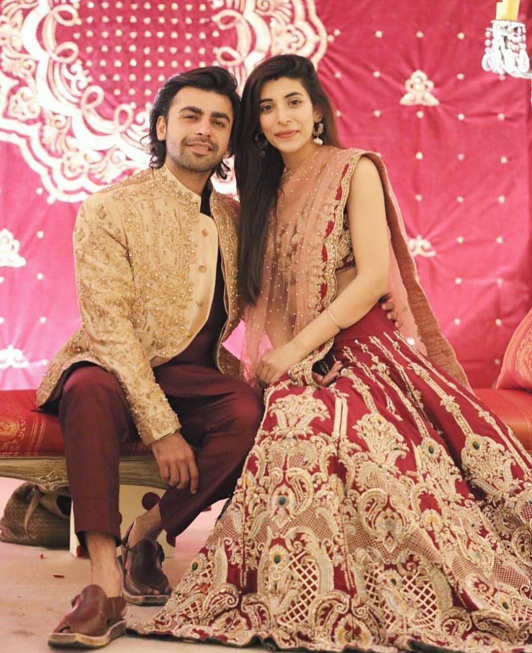 Pakistani wedding couple outlet dresses