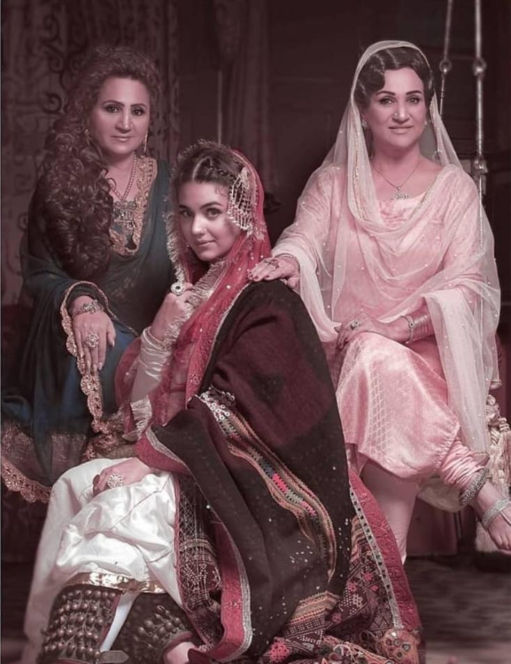 Zara Noor Abbas, Asad Siddiqui and Bushra Ansari Will Star In Zebaish