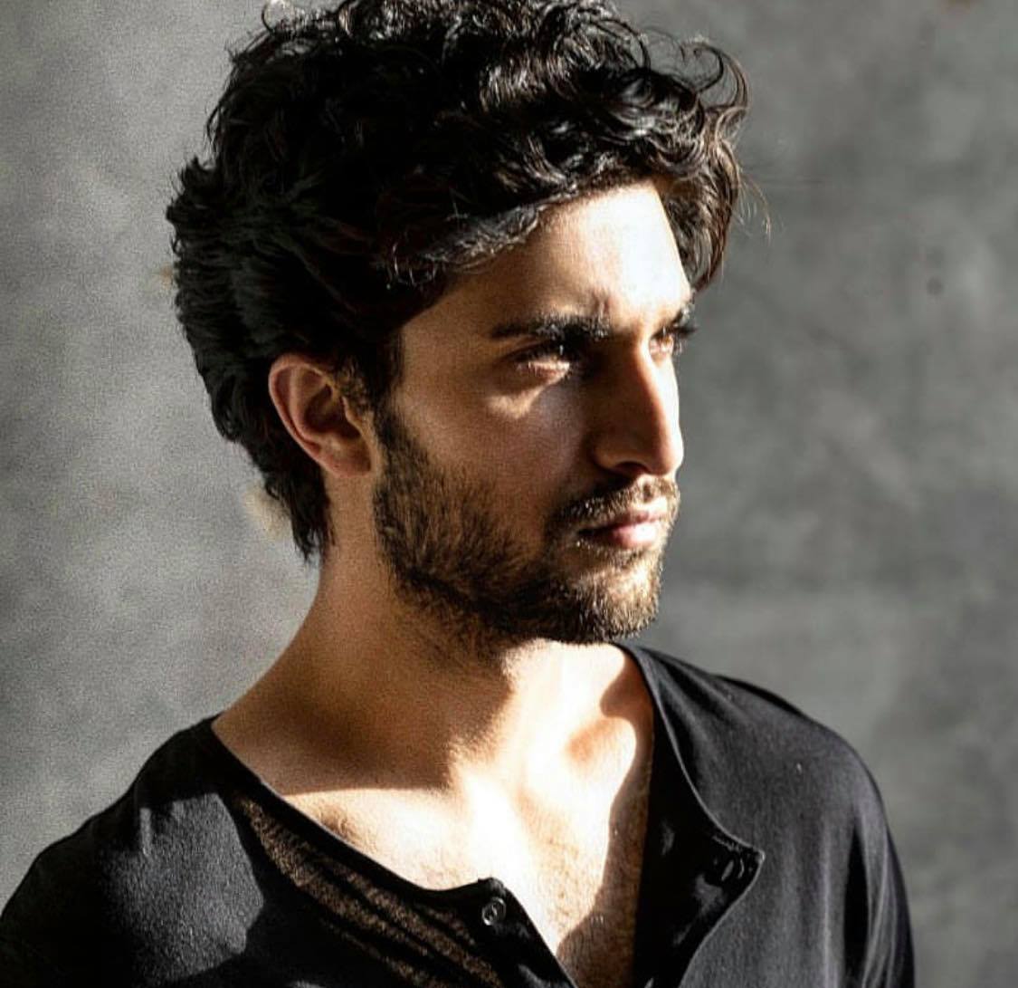 Everything You Need To Know About Ahad Raza Mir | Reviewit.pk