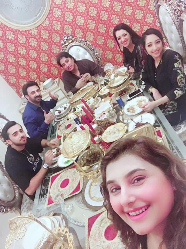 Actress Tasmina Sheikh with her Family Invited at Javeria Saud Home