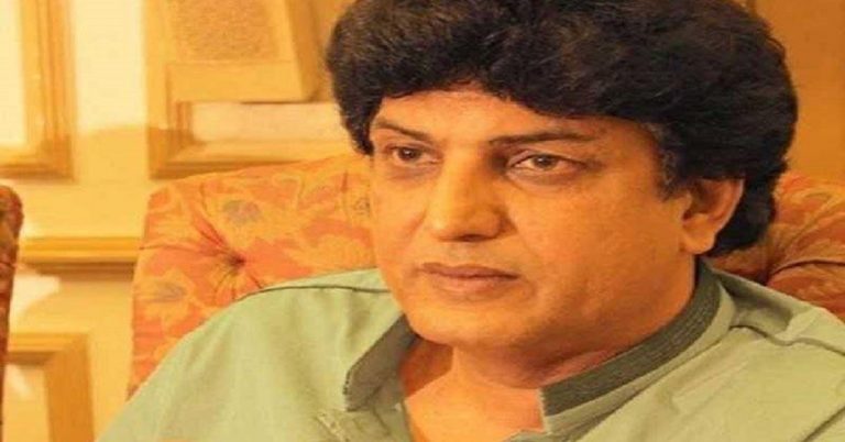 Khalil ur Rehman Qamar signs mega deal with 7th Sky Entertainment