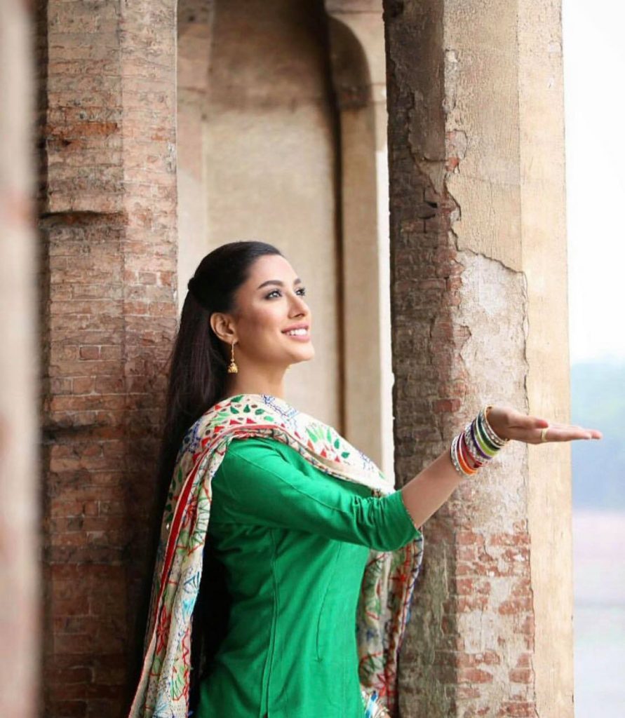Mehwish Hayat has over the years developed a fashion sense which makes her ...
