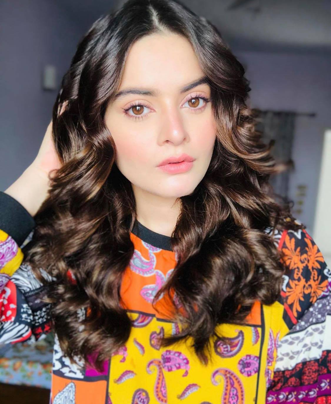 20 Pakistani Actresses With Most Beautiful Hair 