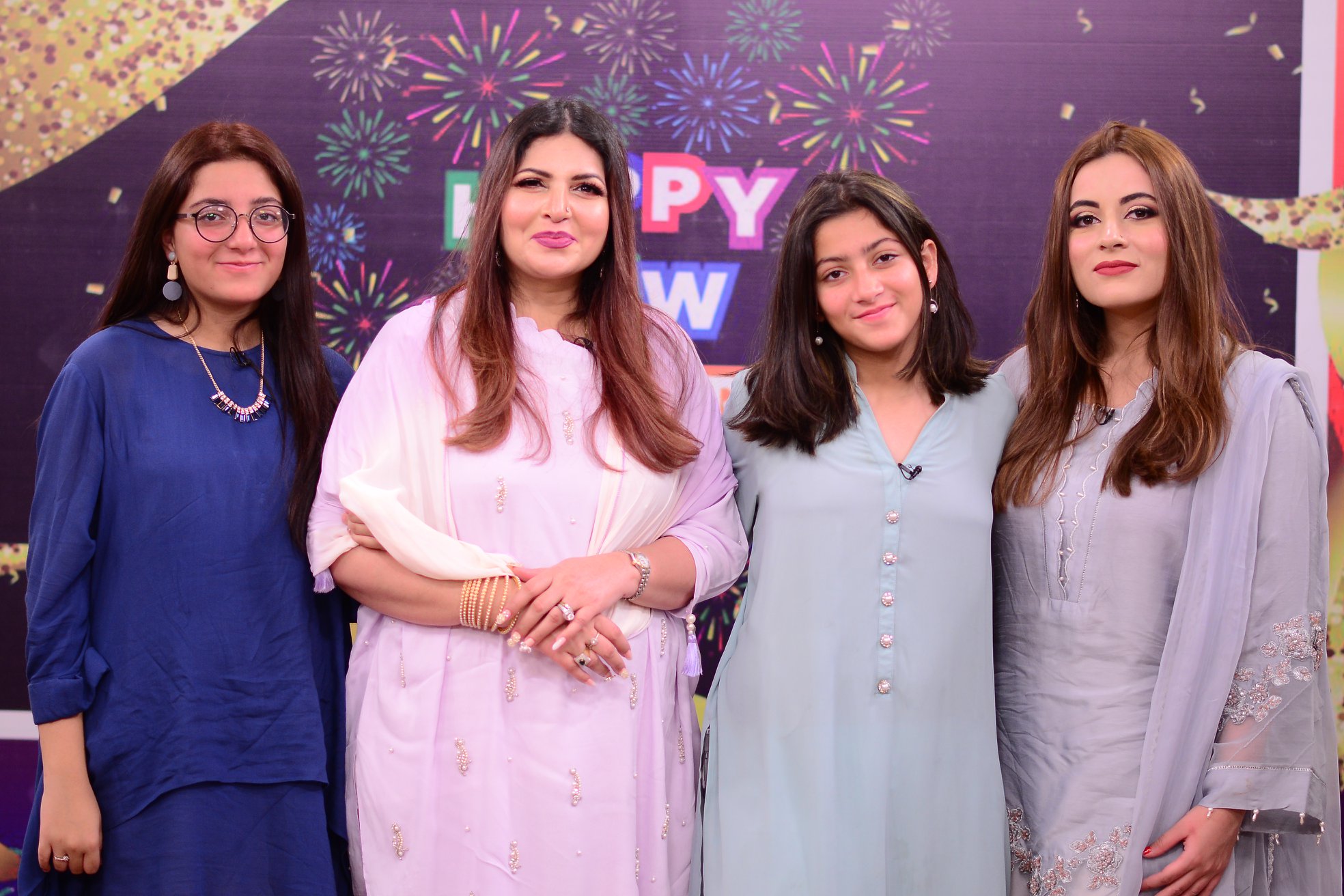 Shagufta Ijaz and Javeria Saud with their Daughters in Nida Yasir Morning Show