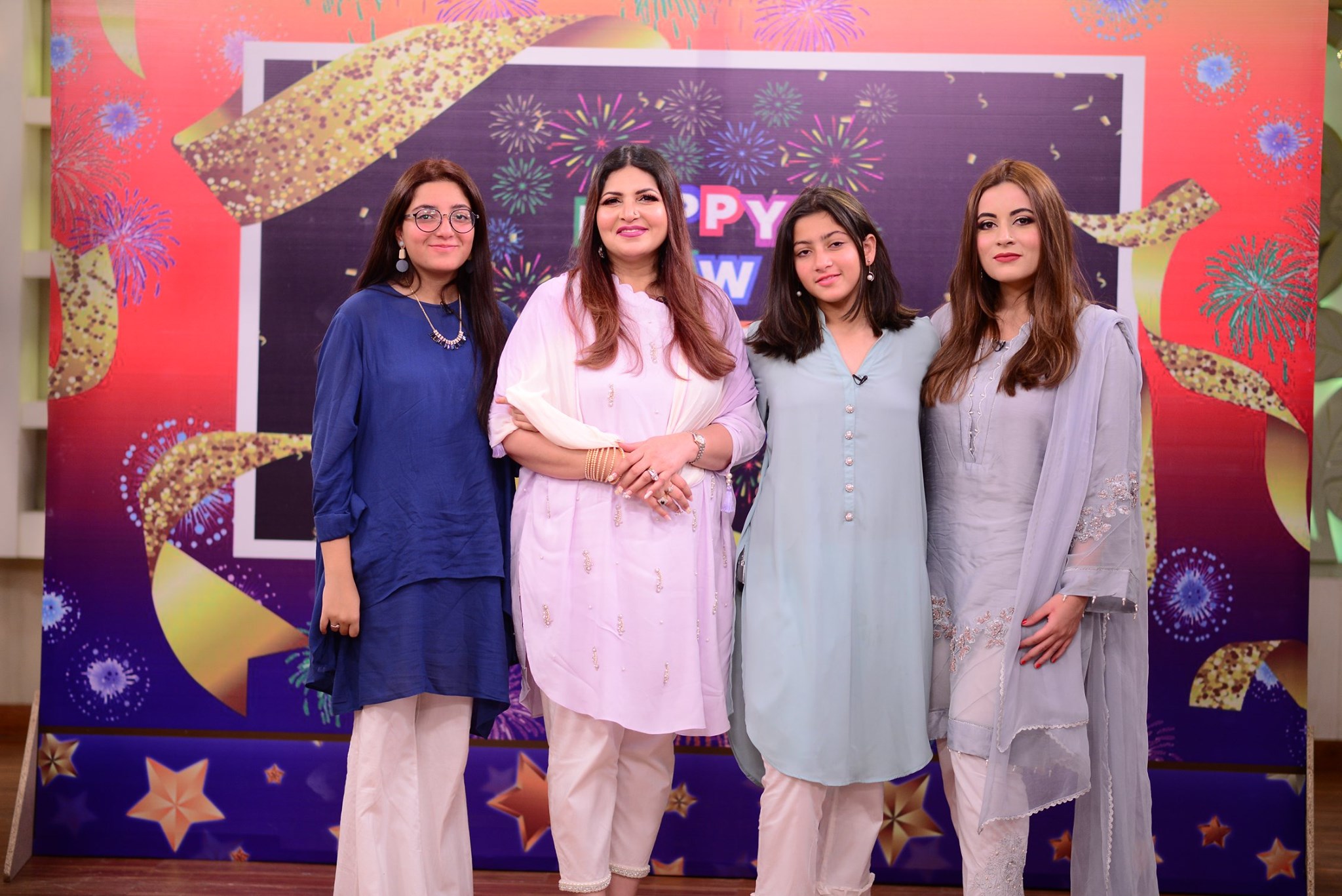 Shagufta Ijaz and Javeria Saud with their Daughters in Nida Yasir Morning Show