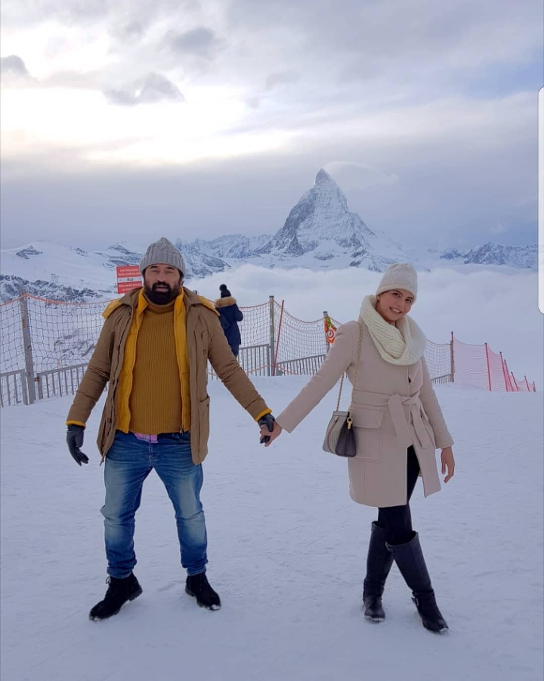 Beautiful Couple Nida Yasir and Yasir Nawaz Pictures from Switzerland