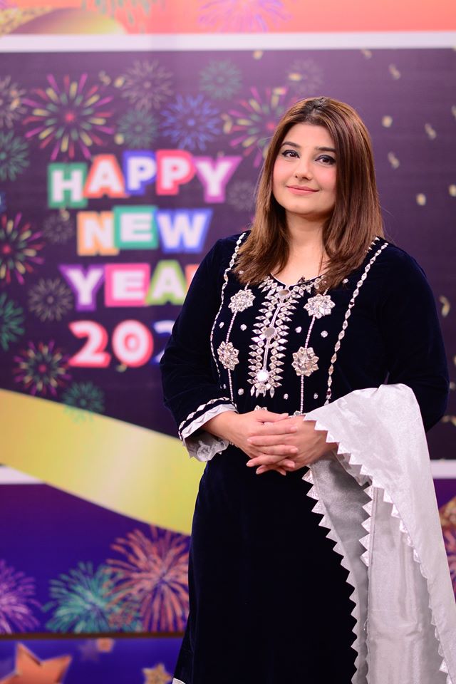 Shagufta Ijaz and Javeria Saud with their Daughters in Nida Yasir Morning Show