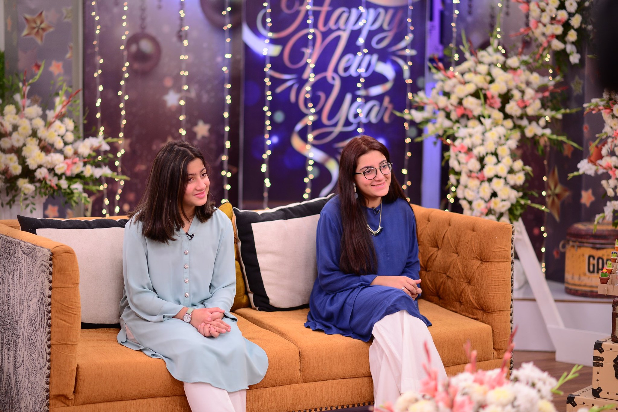 Shagufta Ijaz and Javeria Saud with their Daughters in Nida Yasir Morning Show