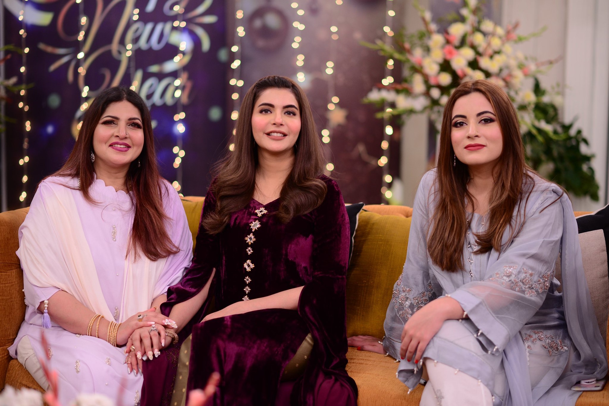 Shagufta Ijaz and Javeria Saud with their Daughters in Nida Yasir Morning Show