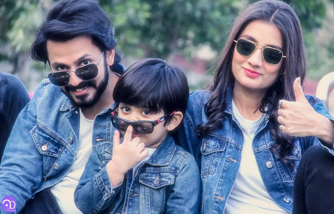 Bilal Qureshi and Uroosa Bilal Latest Beautiful Pictures with their Son