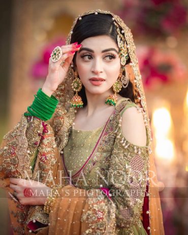 Beautiful Bridal Photo Shoot of Actress Anmol Baloch | Reviewit.pk