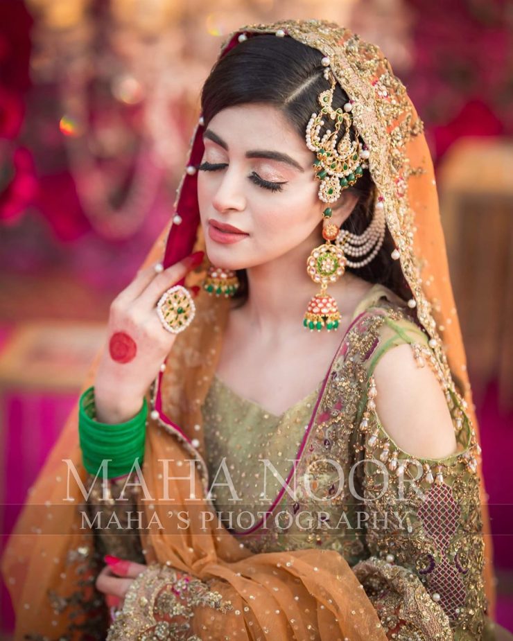 Beautiful Bridal Photo Shoot of Actress Anmol Baloch | Reviewit.pk