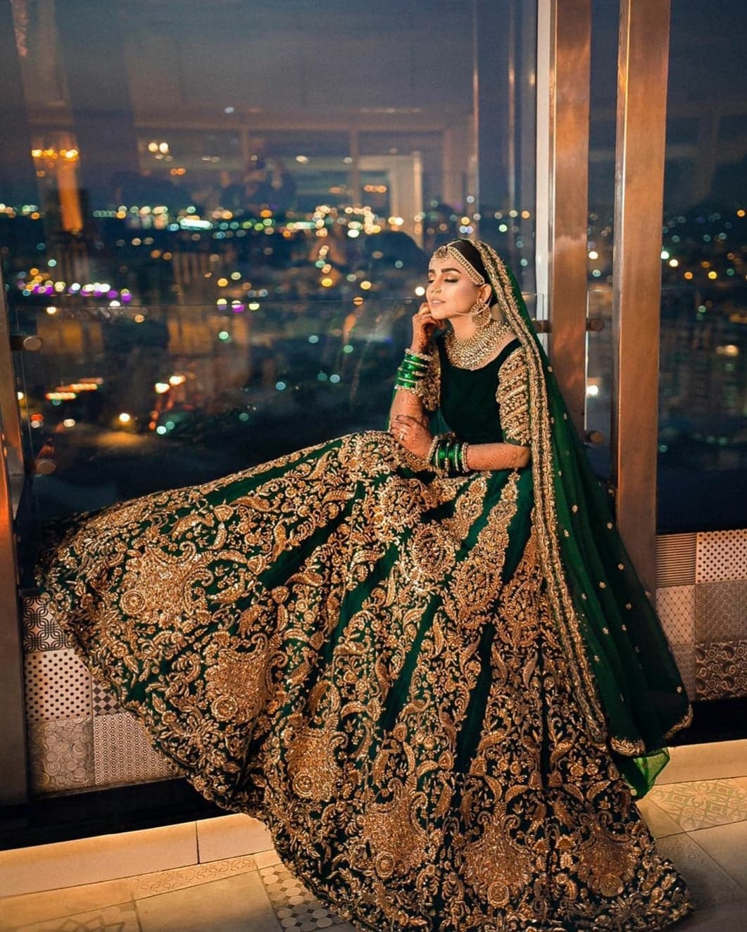 Lehenga pics outlet pakistani