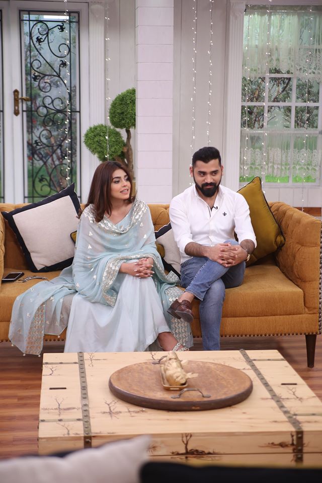 Newly Wed Couple Anumta Qureshi With Her Husband in Good Morning Pakistan