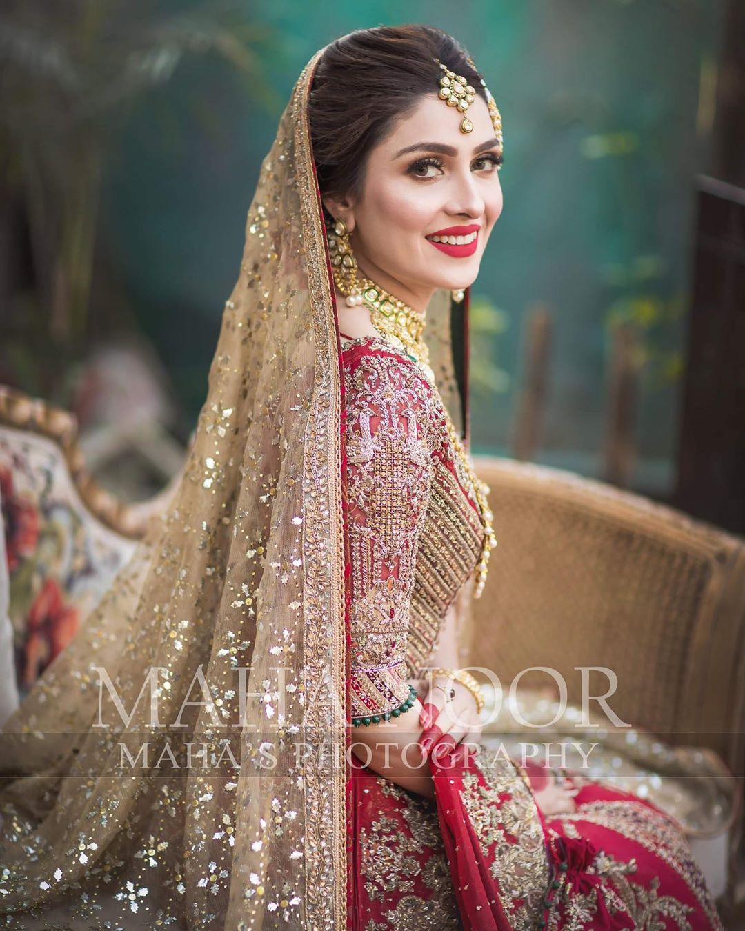 Beautiful Actress Ayeza Khan's Latest Bridal Photo Shoot