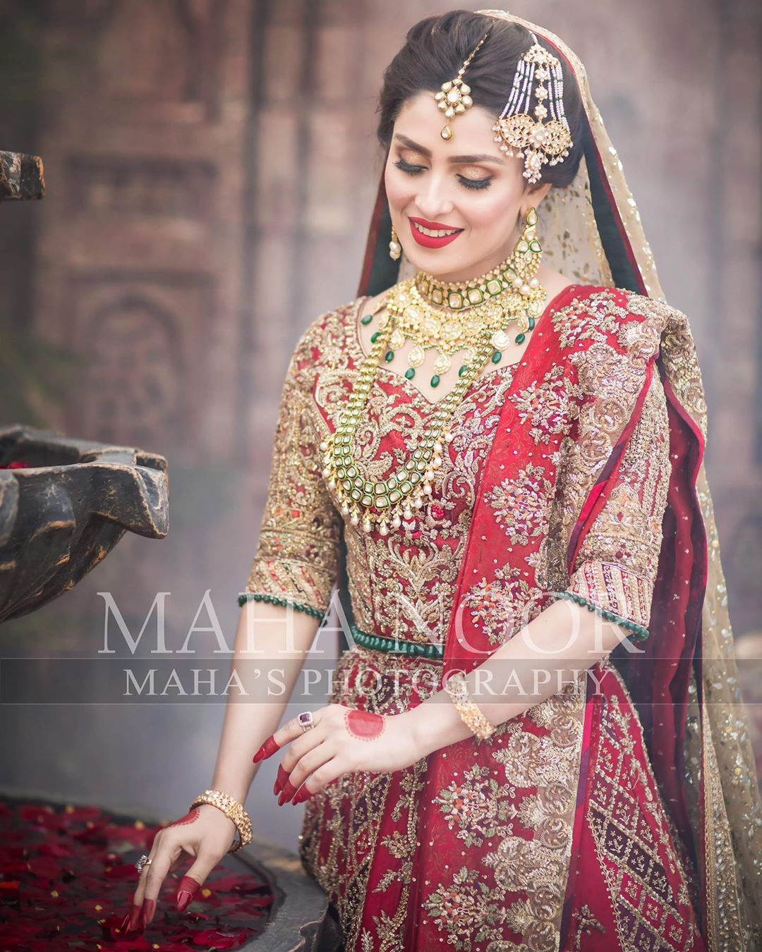 Beautiful Actress Ayeza Khans Latest Bridal Photo Shoot Reviewitpk 4933