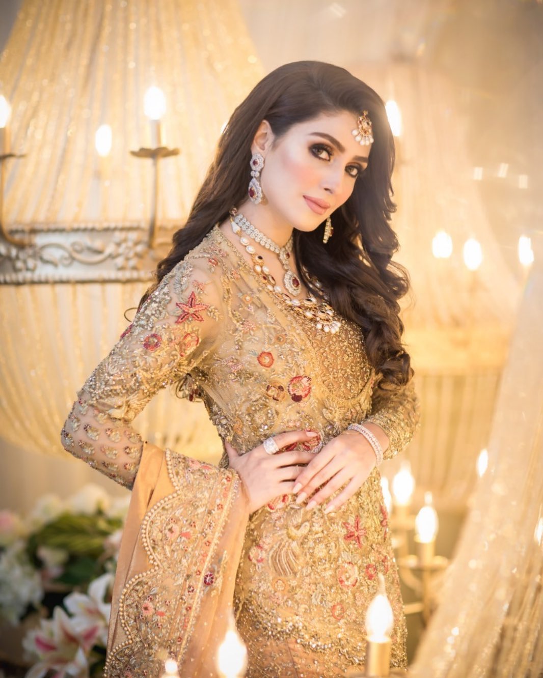 Beautiful Ayeza Khan's Latest Photo Shoot for Allure Salon