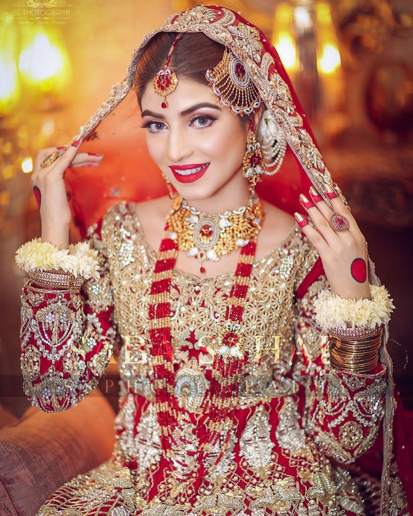 Latest Bridal Photo Shoot of Beautiful Actress Kinza Hashmi | Reviewit.pk