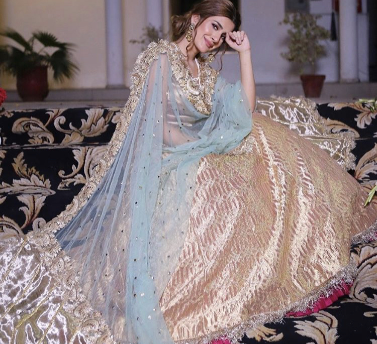 Gorgeous Kubra Khan On Her Sister's Reception