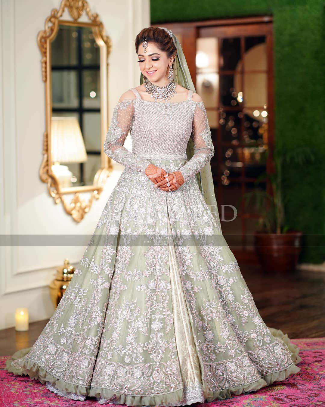 Beautiful Clicks of Maya Ali at her Brother Wedding Reception