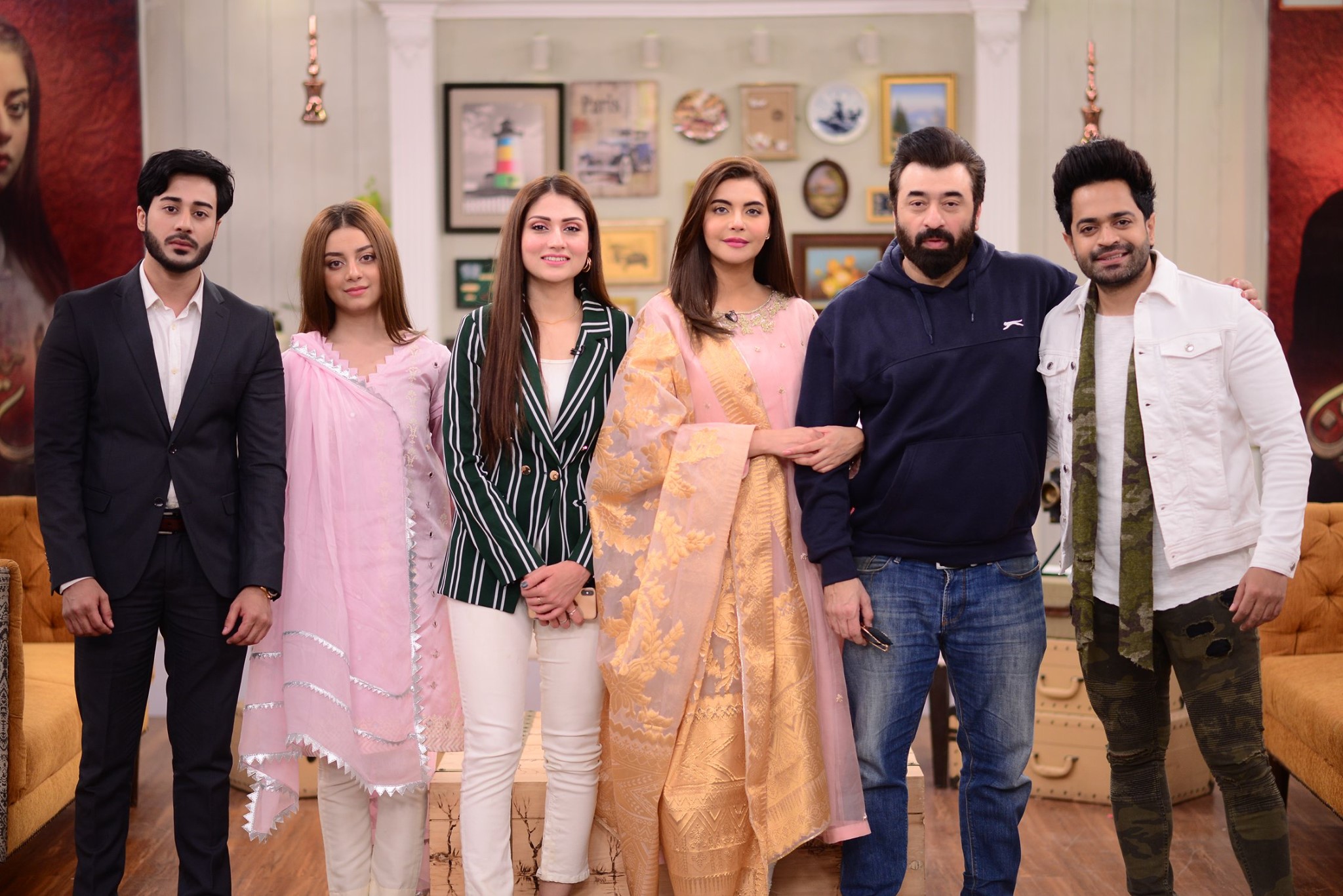 Drama Serial Mera Dil Mera Dushman Cast's Special Show Pictures