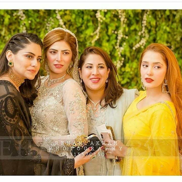 Actress Naimal Khawar Abbasi Beautiful Family Pictures