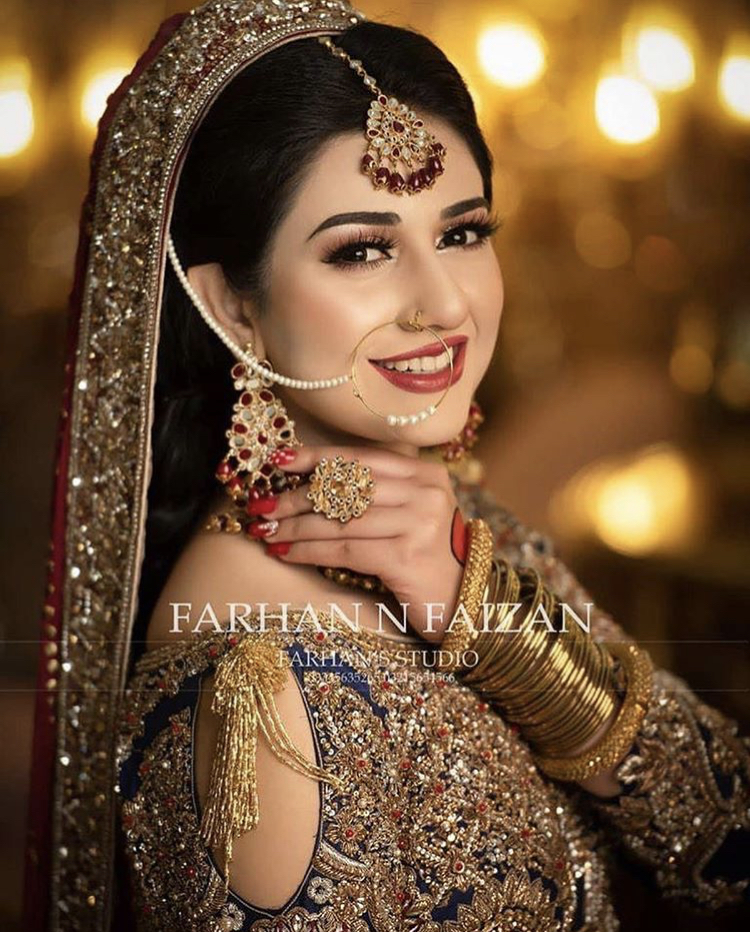 Sarah Khan Looked Gorgeous For Bridal Make-up Photoshoot | Reviewit.pk