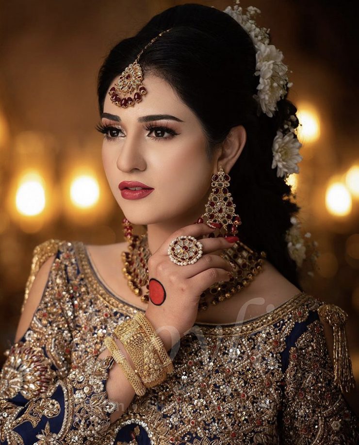 Sarah Khan Looked Gorgeous For Bridal Make-up Photoshoot | Reviewit.pk