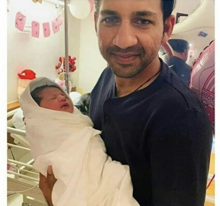 Sarfaraz Ahmed Blessed With A Baby Girl