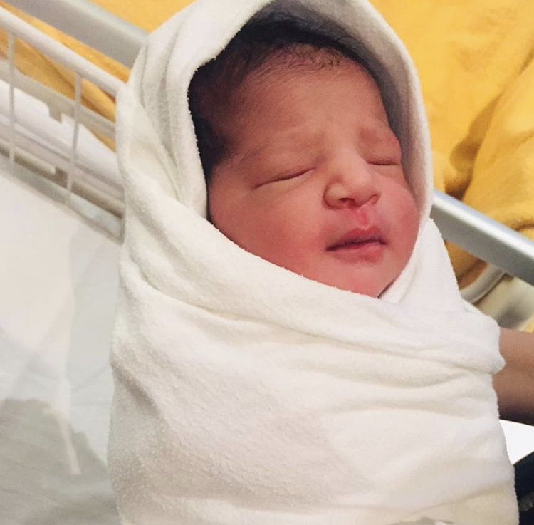 Sarfaraz Ahmed Blessed With A Baby Girl