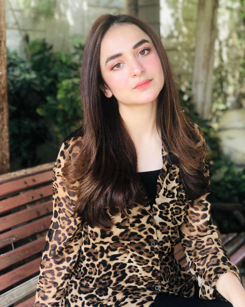 Yumna Zaidi Shares Her Thoughts Through Poetry