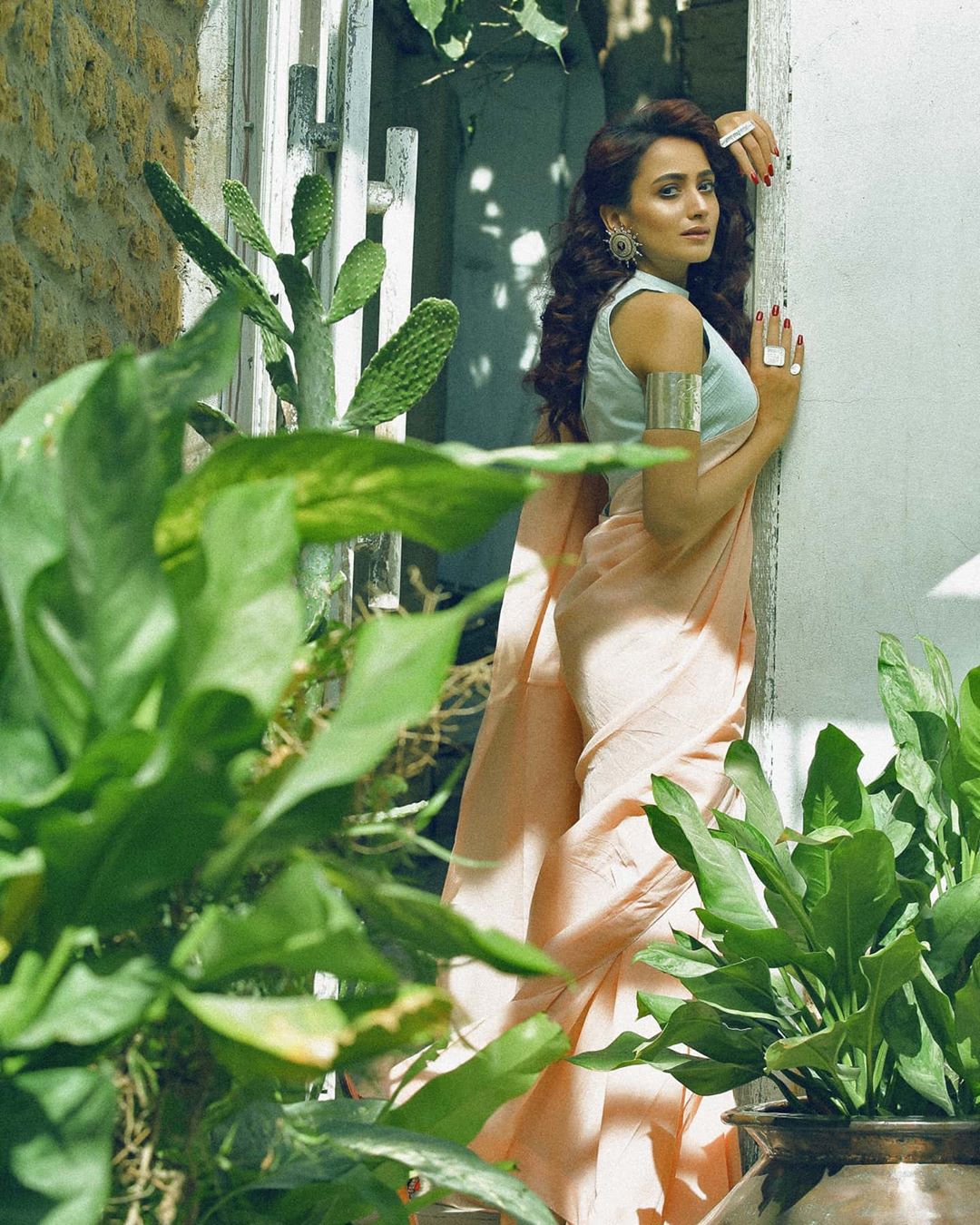 Actress Zarnish Khan's Latest Beautiful Photo Shoot
