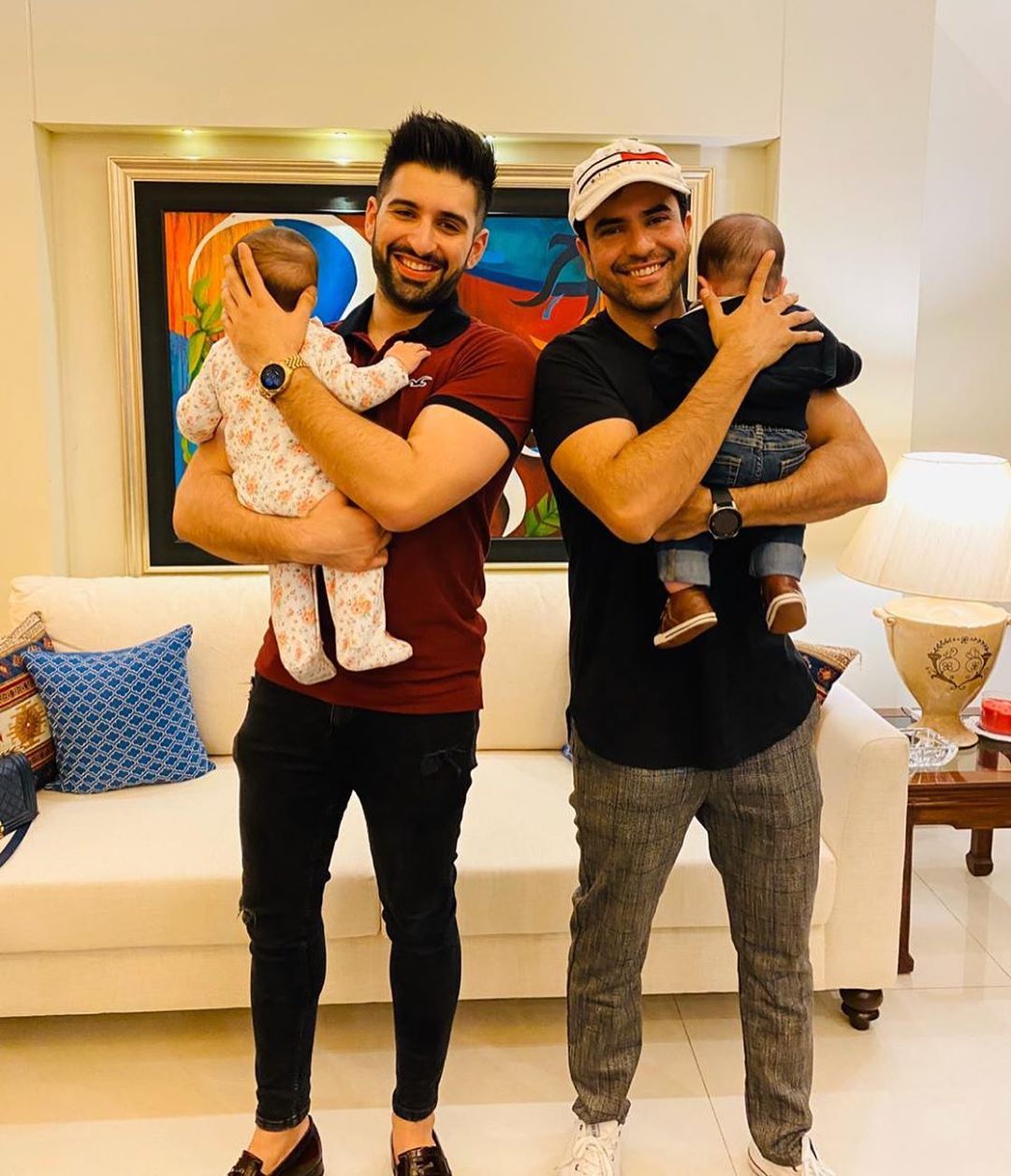 Junaid Khan and Muneeb Butt with their Families at a Dinner