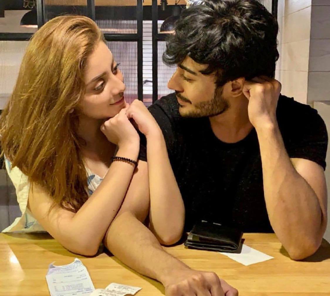 Pakistani Celebrities Who Are Dating Each Other