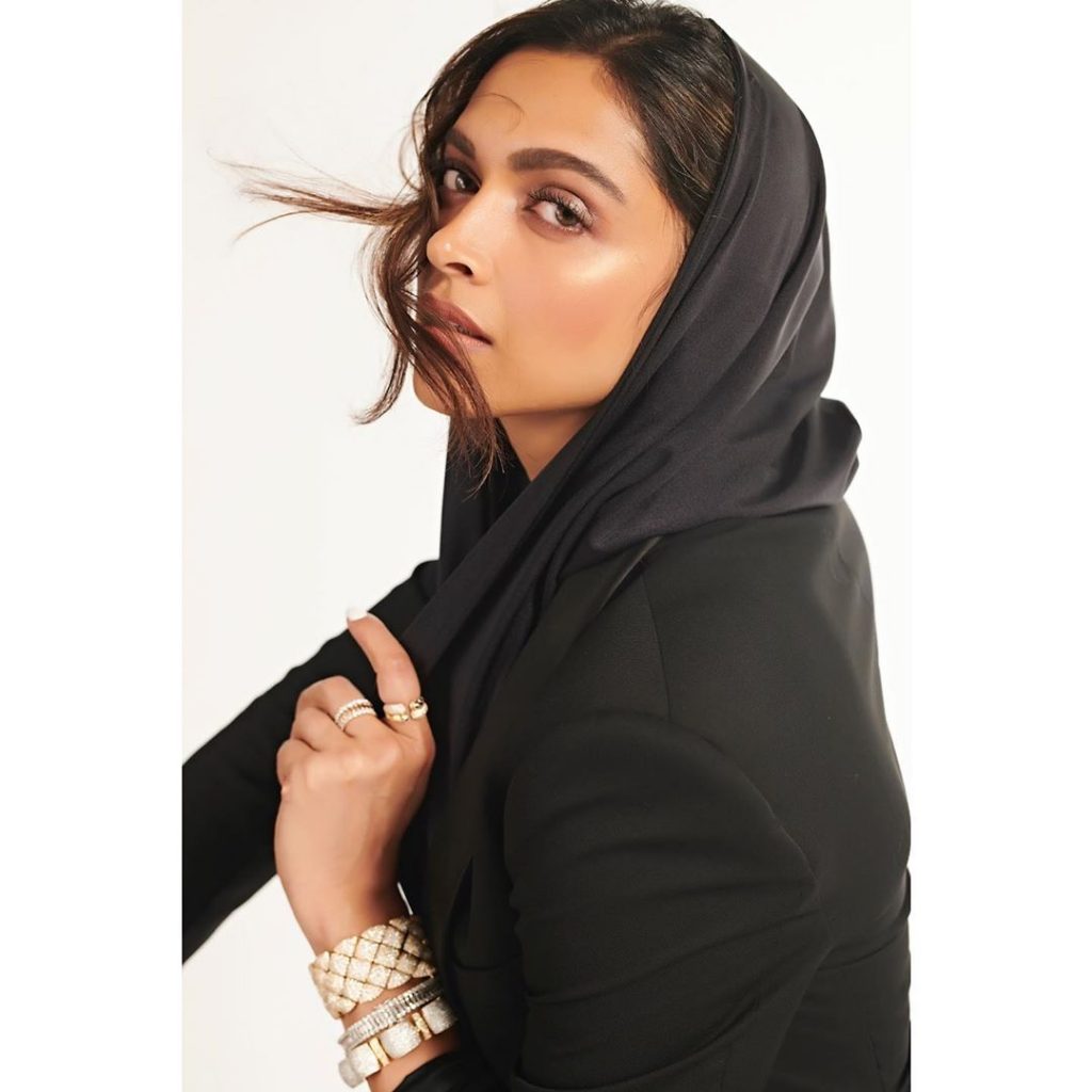 Deepika Padukone's New Photoshoot for Radio Mirchi Awards 2020