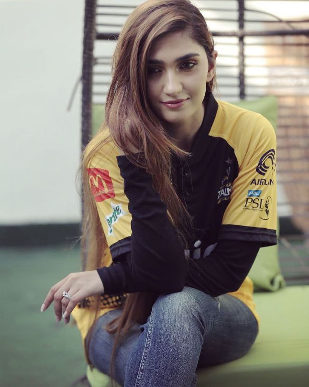 Cricketer Hasana Ali wife Samyah Khan Enjoying PSL