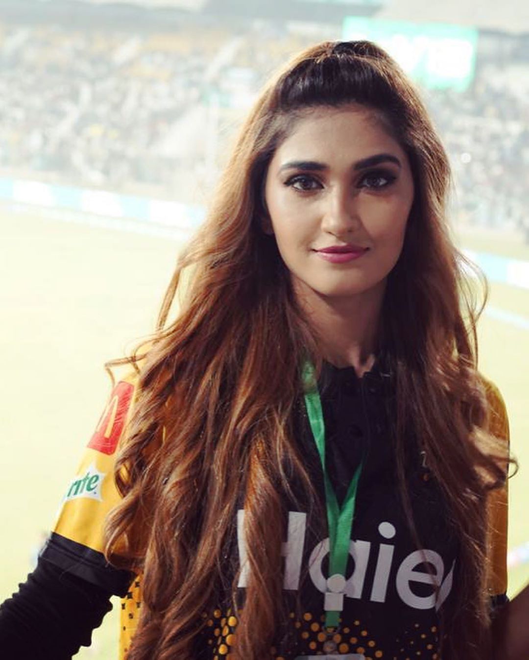 Cricketer Hasana Ali wife Samyah Khan Enjoying PSL