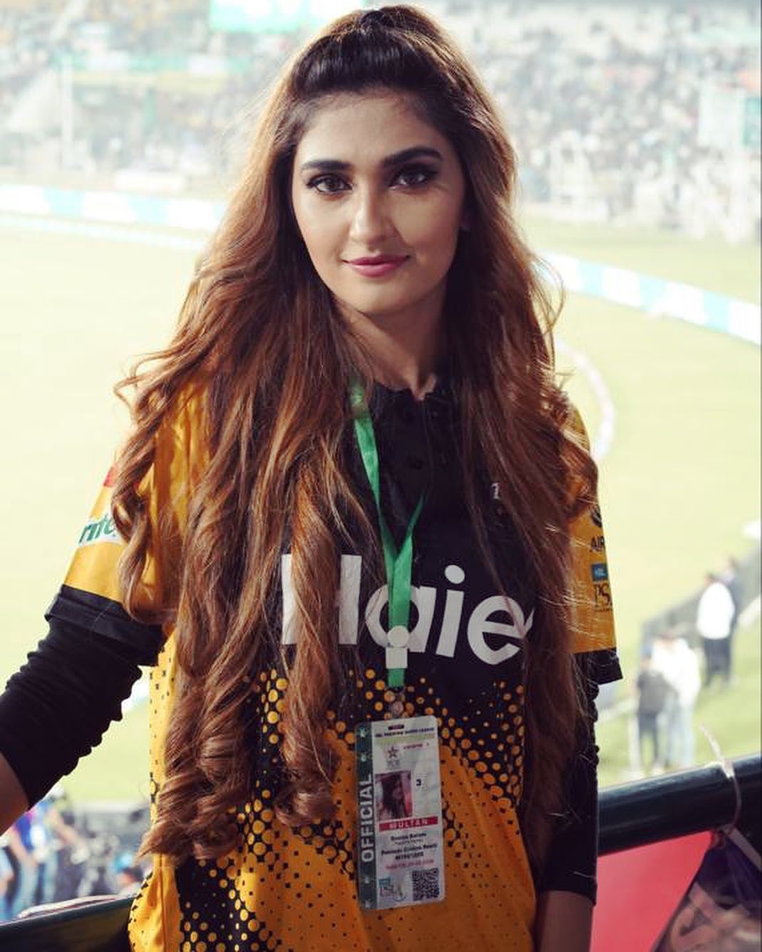 Cricketer Hasana Ali wife Samyah Khan Enjoying PSL
