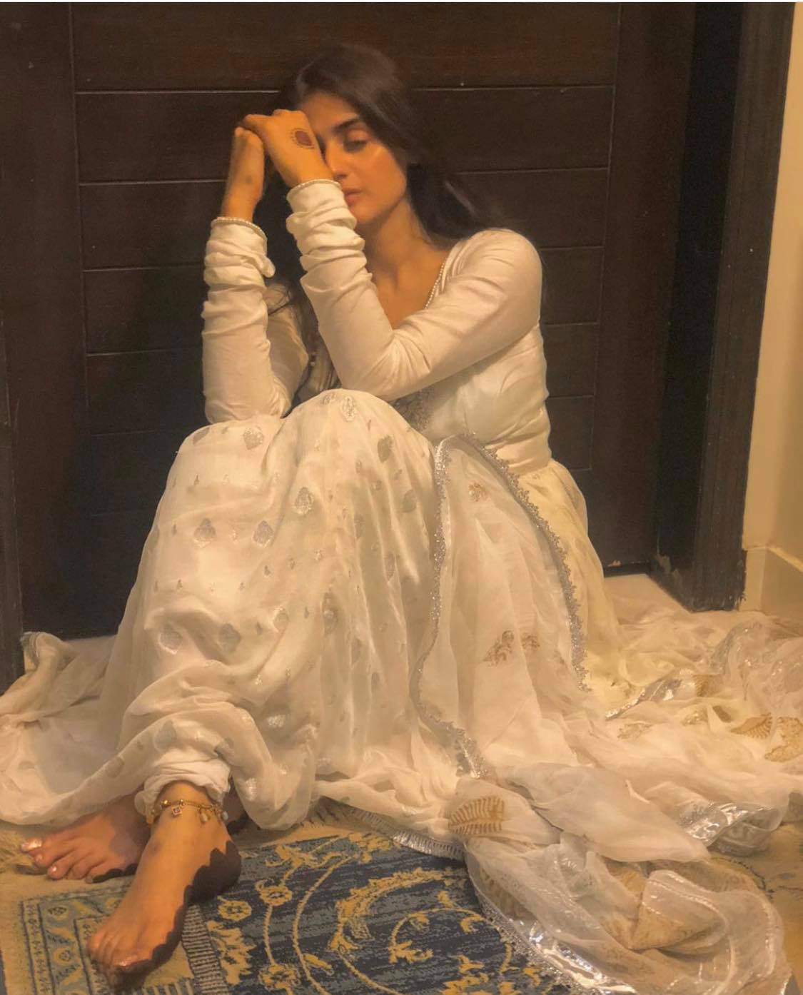 Top Pakistani Actresses In Beautiful White Dresses