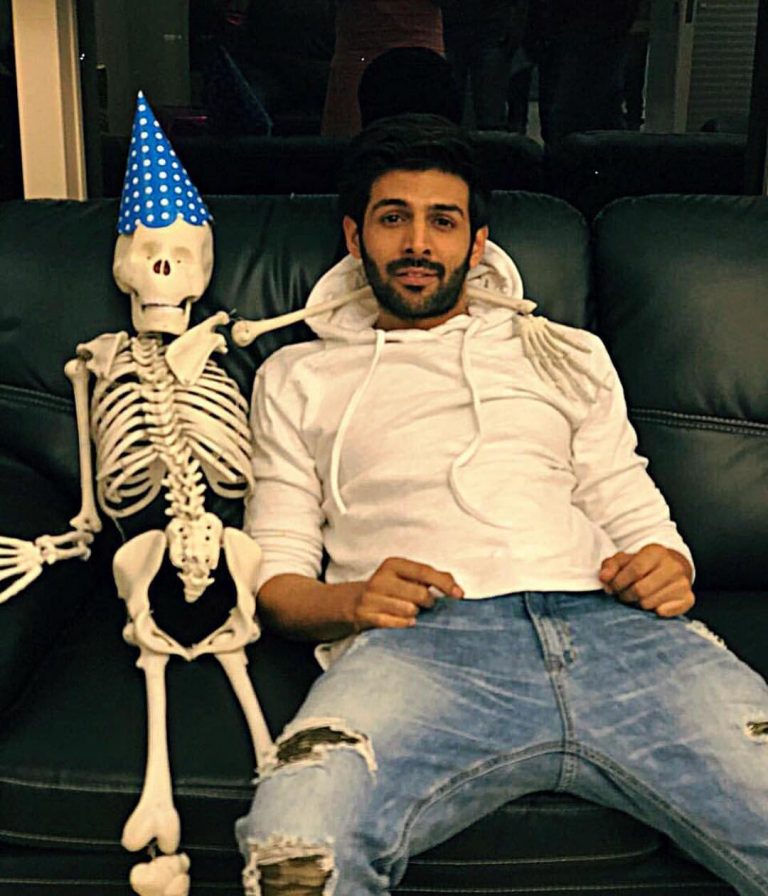 Bollywood Celebrities to Celebrate Valentines Day – 2020