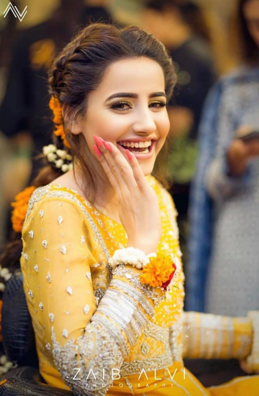 Beautiful Mayun Looks of Pakistani Celebrities