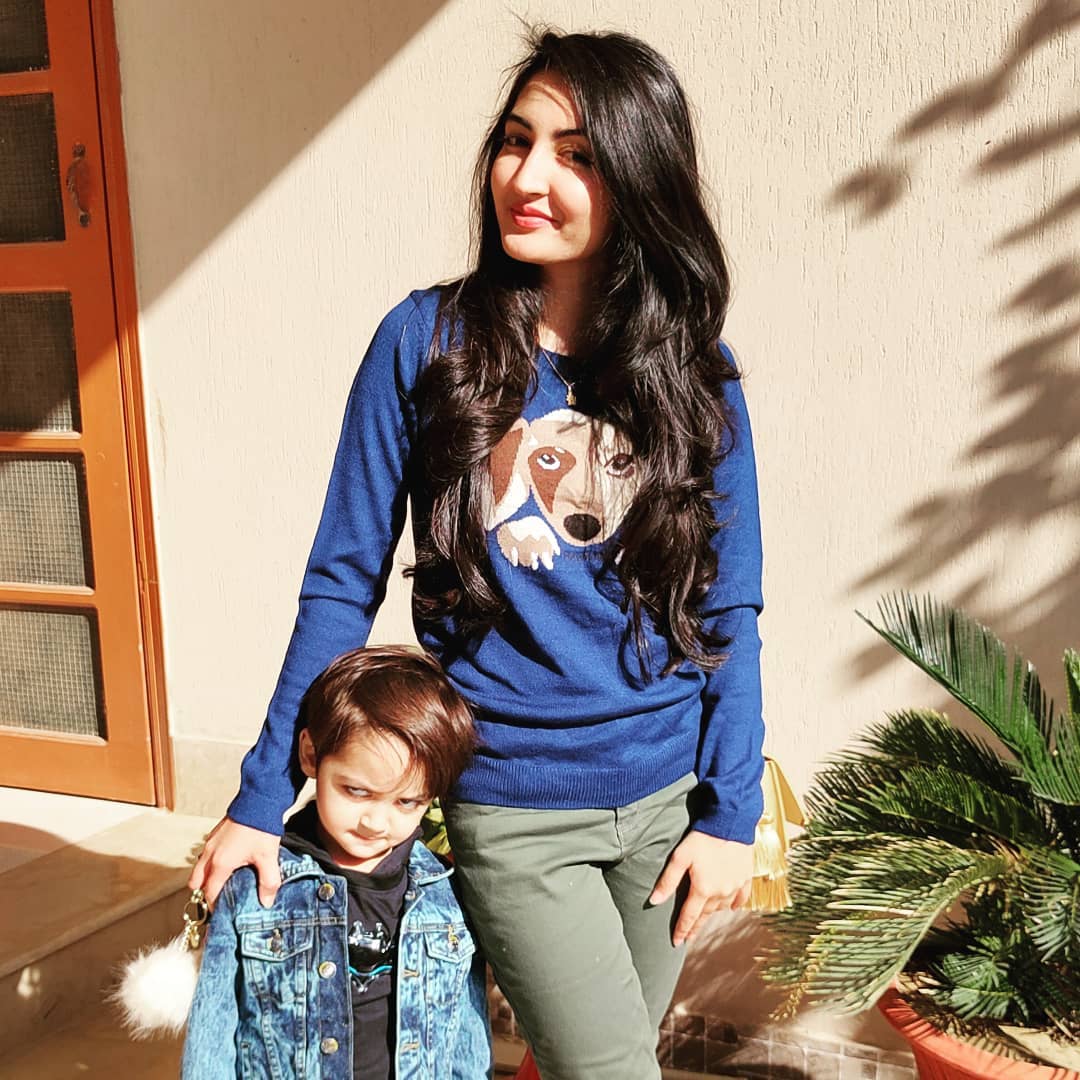 Syed Shafaat Ali Beautiful Pictures with his Wife and Son