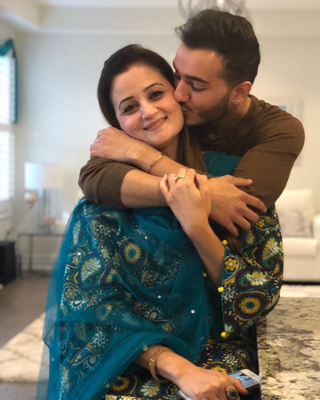 Youtuber Shahveer Jaffery Celebrating his Mother Birthday