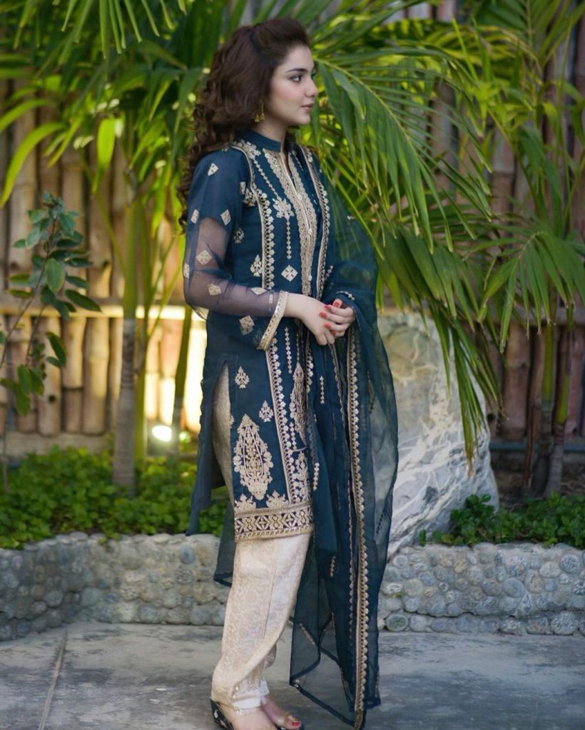 Syeda Tuba Amir Latest Pictures with Husband Aamir Liaquat Reviewit.pk