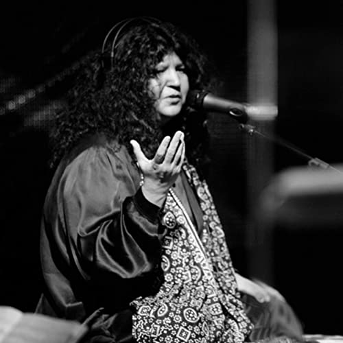 Beautiful Family of Abida Parveen – Unseen Photos