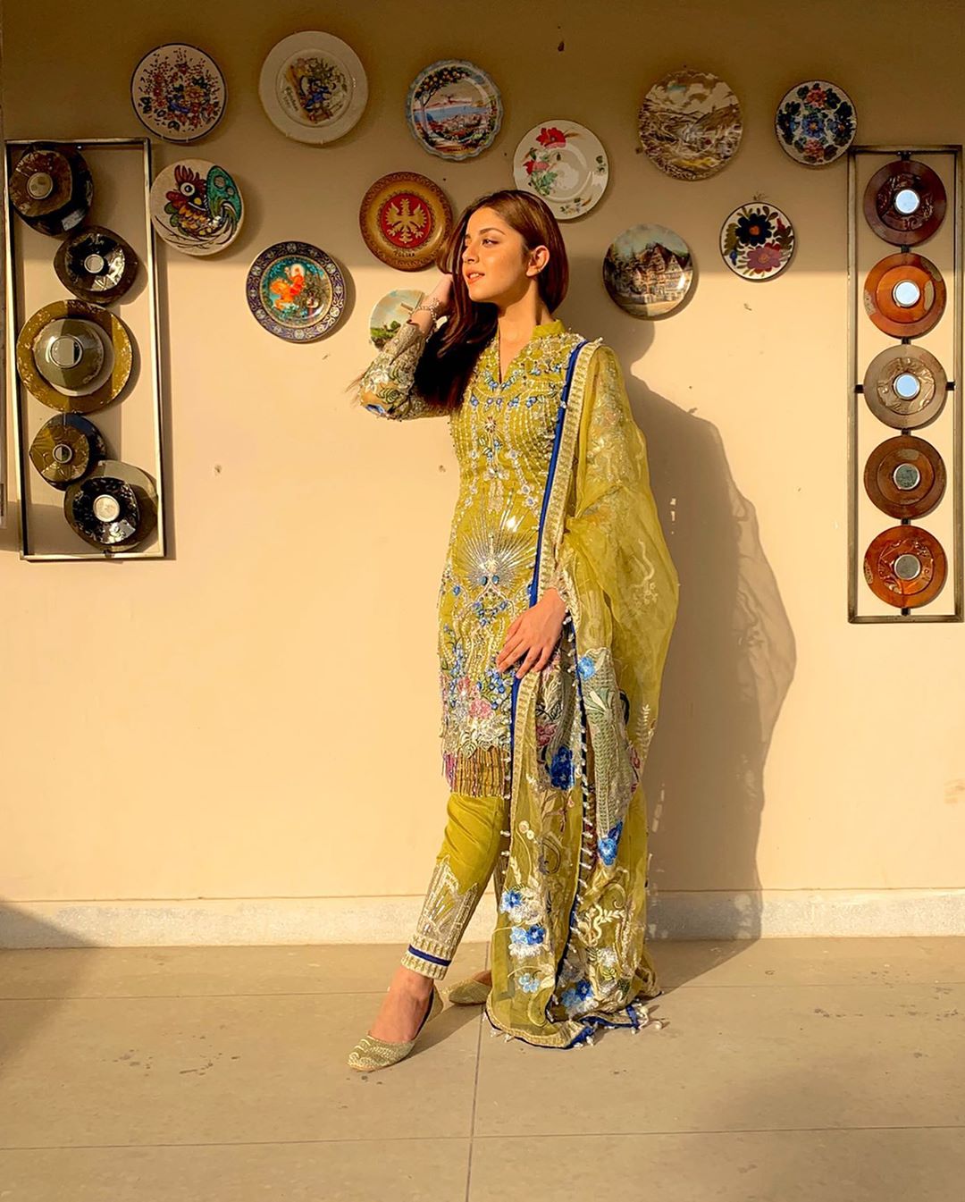 Latest Beautiful Clicks of Ehd-e-Wafa Actress Alizeh Shah