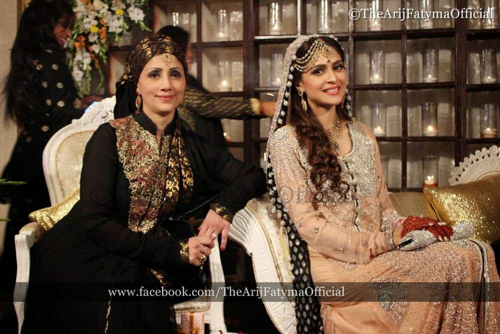 Young Looking Mothers of Pakistani Celebrities