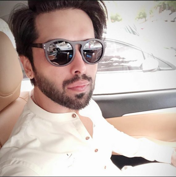 Fahad Mustafa Advice To His Sindhi Fans | Reviewit.pk